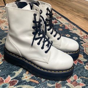 Doc martens white jadon platform boot